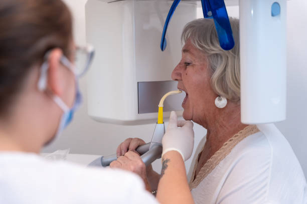 Best Emergency Tooth Extraction in Lewisburg, TN